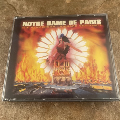 Notre dame paris luc - -,